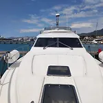 Botel Luxury Yacht - Lex Of The Seas