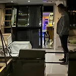 Luxury Yacht - Lex Of The Seas Hotel en barco